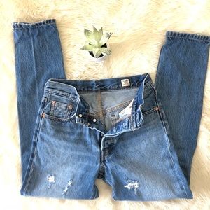 Levi’s 501 skinny white oak cone selvedge denim